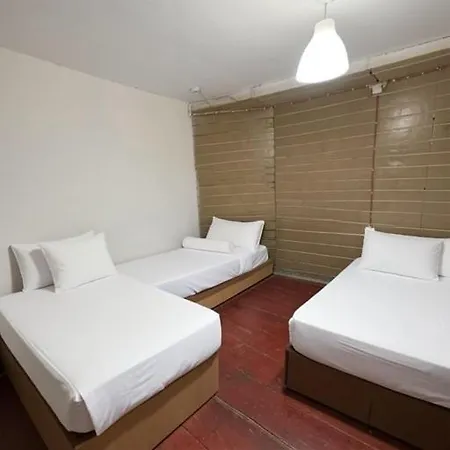 Ambra Hostel